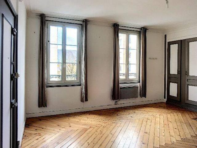 Studio location à Quartier Saint-Marc / Croix de Pierre / Saint-Nicaise, Rouen