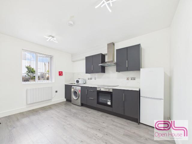 Apartment for rent in Avenham, Higher Bartle