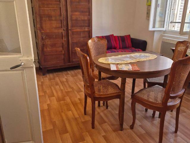 Appartement location à Cour de l'Abbaye, Nevers
