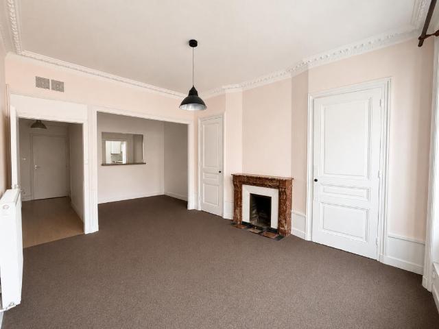 Appartement location à Saint-Étienne, Saint-etienne