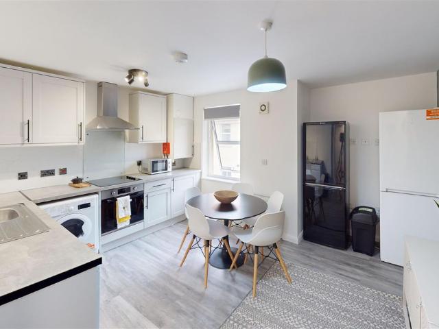 Apartment for rent in Bathwick, Dulcote