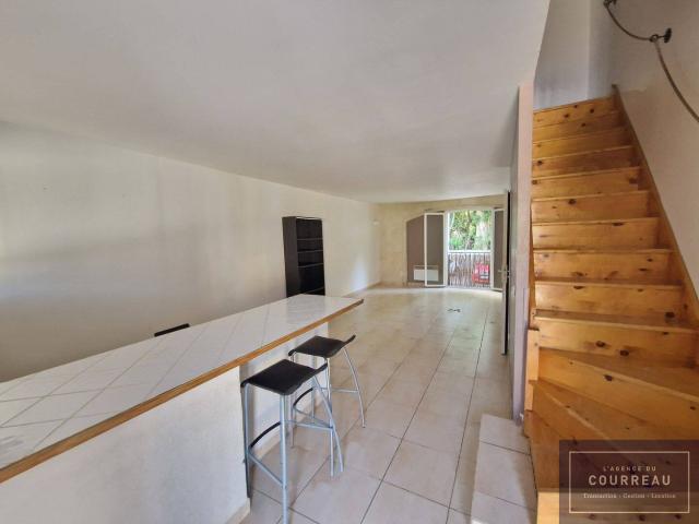 Appartement location à Saint-Nazaire-de-Pézan, Hérault