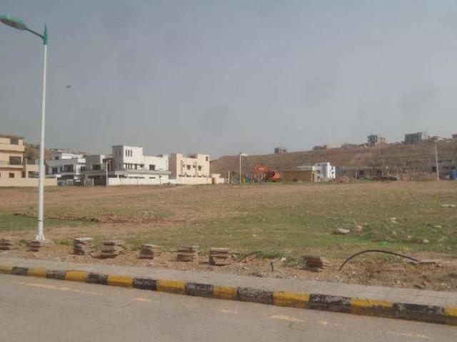 Land for sale in Islamabad