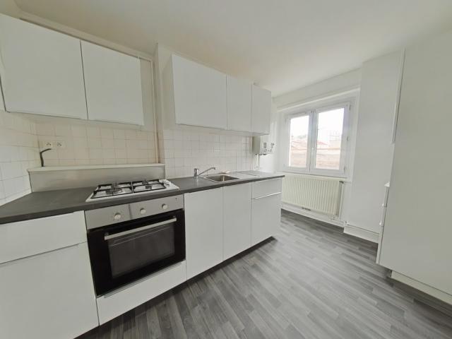 Appartement location à Saint-Étienne, Saint-etienne