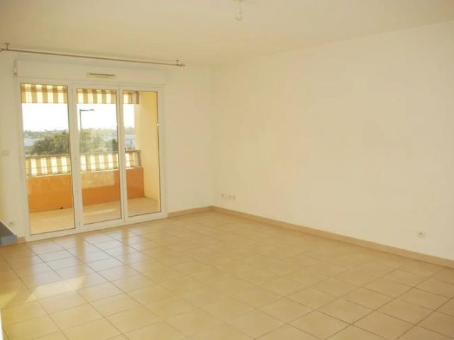 Appartement location à Arrondissement de Draguignan, Saint-raphaël