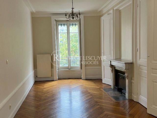 Appartement location à Albigny-sur-Saône, Rhône