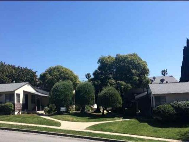 Apartment for rent in Canoga Park, California