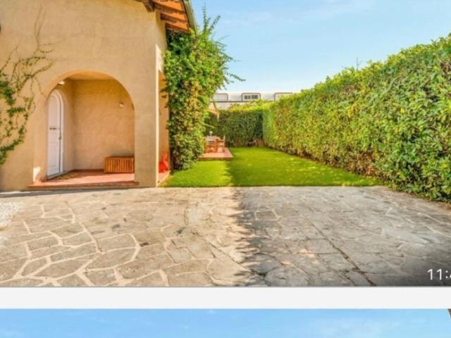 Villa Indipendente in affitto a Azzano, Seravezza