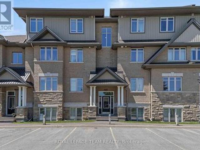 Condo for sale in Riverside South-Findlay Creek, Ottawa
