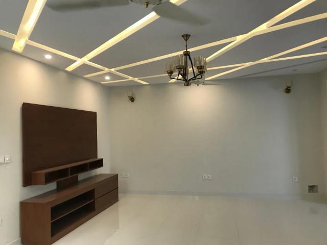 Apartment for sale in F-11 Markaz, اسلام آباد