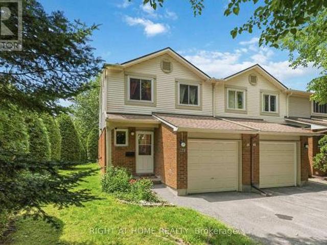 Townhouse for sale in Mulhurst Bay, Ontario