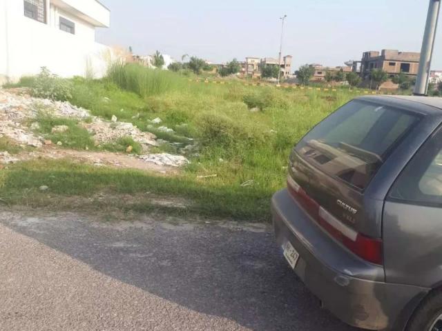 Land for sale in ایف-17, F-17
