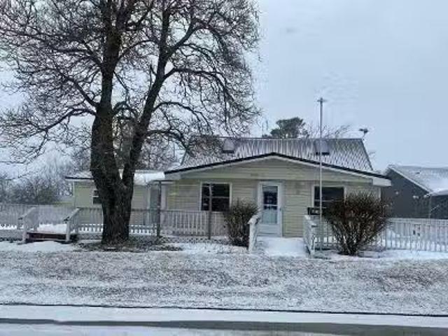 House for sale in Alpena