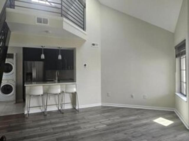 Condo for sale in Laurel Condo for sale in Laurel