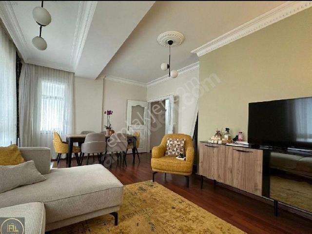Üsküdar, İstanbul içerisinde kiralık mülk