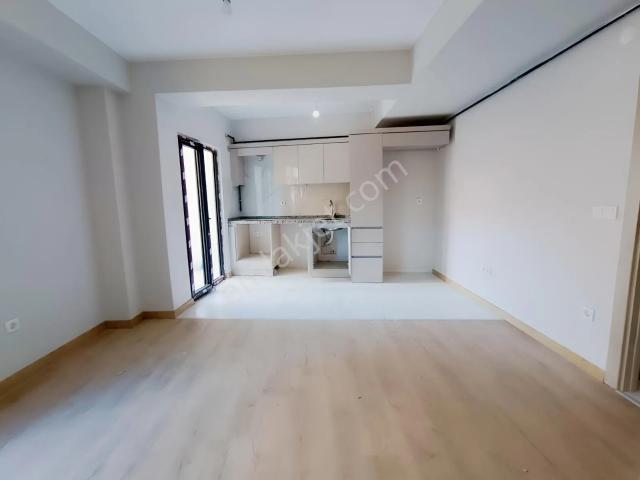 Madenler Mahallesi, Ümraniye içerisinde kiralık mülk