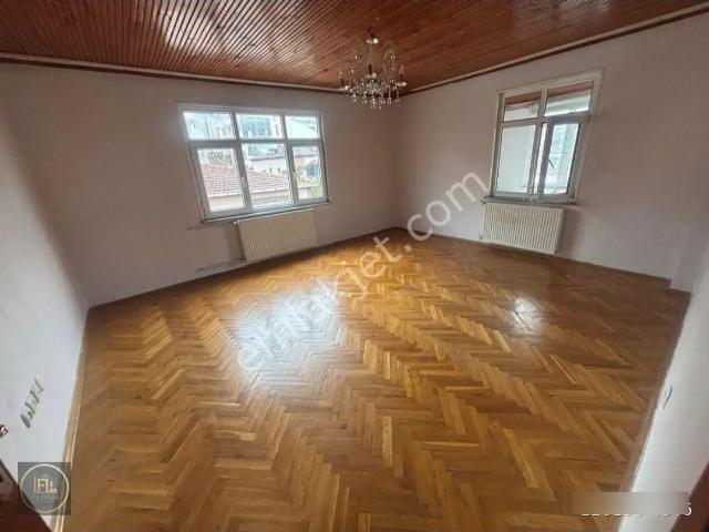 Üsküdar, İstanbul içerisinde kiralık mülk