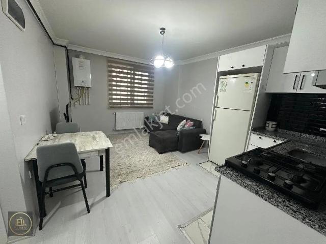 Esatpaşa Mahallesi, Ataşehir içerisinde kiralık mülk