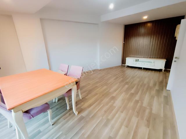 Ataşehir, İstanbul içerisinde kiralık mülk