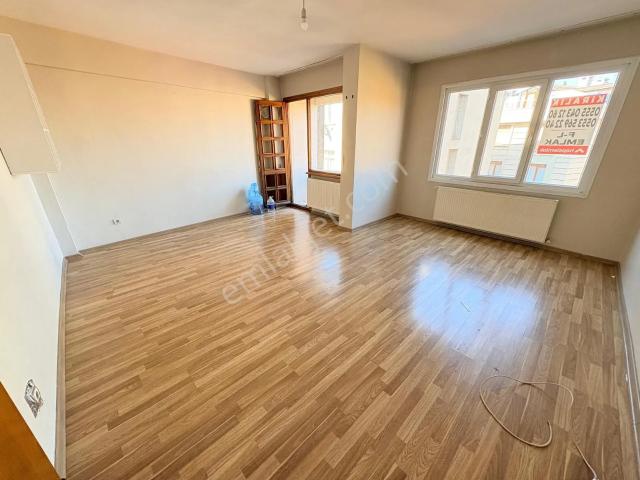 Ataşehir, İstanbul içerisinde kiralık mülk