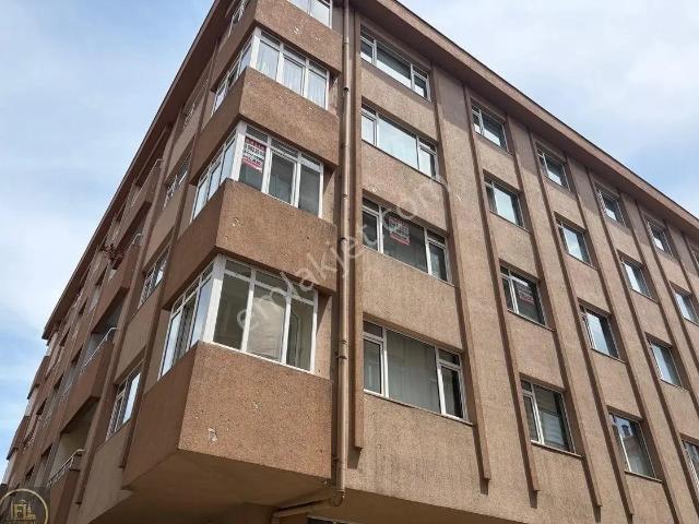 Ataşehir, İstanbul içerisinde kiralık mülk