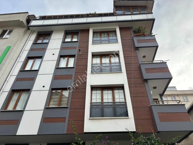 Ataşehir, İstanbul içerisinde kiralık mülk