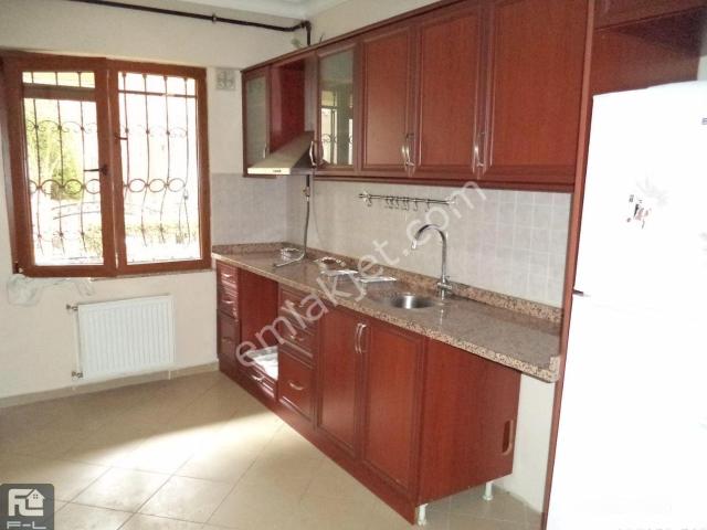 Üsküdar, İstanbul içerisinde kiralık mülk