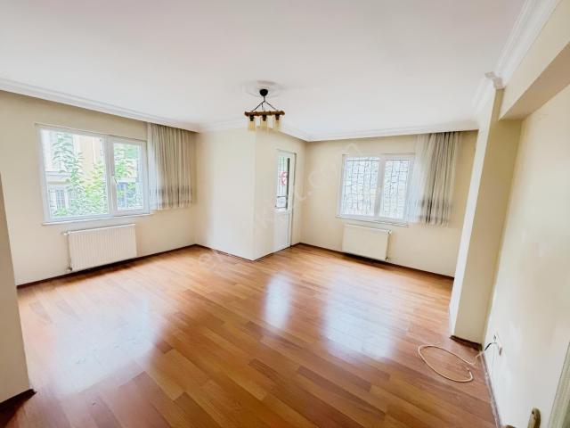 Ümraniye, İstanbul içerisinde kiralık mülk