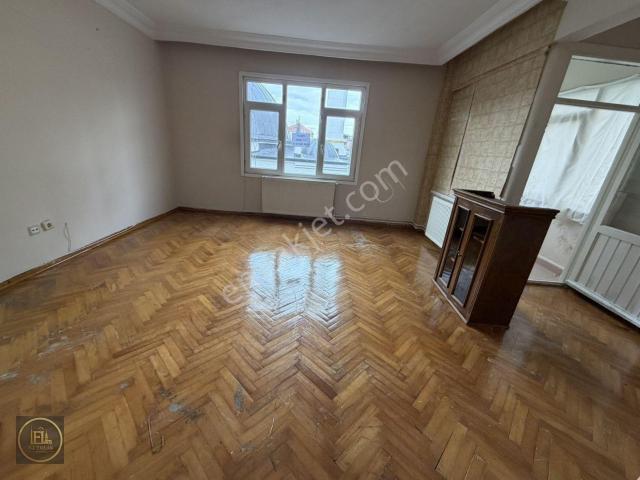 Ümraniye, İstanbul içerisinde kiralık mülk