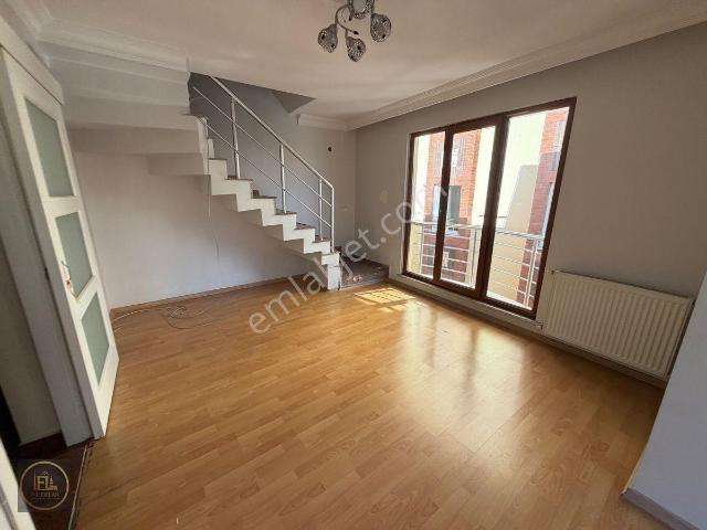 Cumhuriyet Mahallesi, Üsküdar içerisinde kiralık mülk