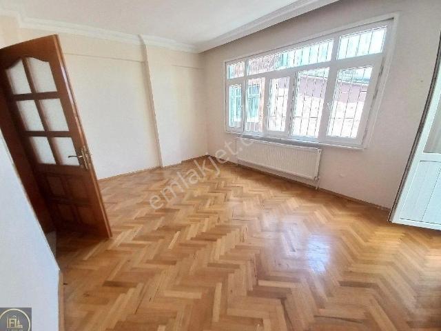 Üsküdar, İstanbul içerisinde kiralık mülk
