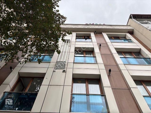 Üsküdar, İstanbul içerisinde satılık mülk