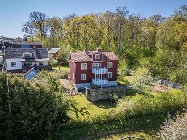 Villa till salu i Motala, Östergötland