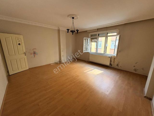 Fetih Mahallesi, Ataşehir içerisinde kiralık mülk
