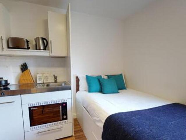 House for sale in Luton