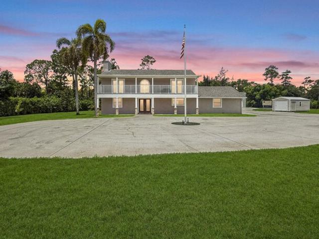 House for sale in Loxahatchee, Florida