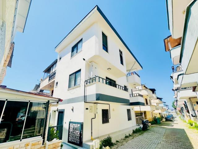 Hacıfeyzullah Mahallesi, Kuşadası içerisinde satılık Villa