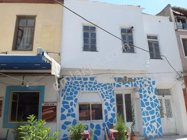 Çeşme, İzmir içerisinde satılık Bina