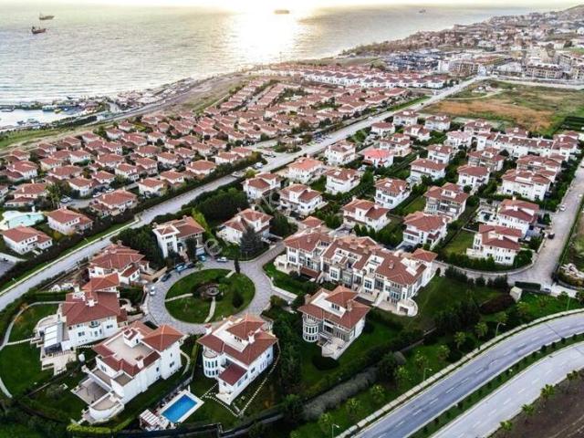 Beylikdüzü, İstanbul içerisinde satılık Villa