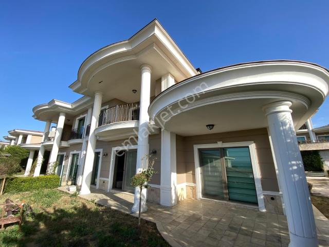 Beylikdüzü, İstanbul içerisinde satılık Villa