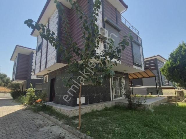 Kuşadasi, Aydin içerisinde satılık Villa