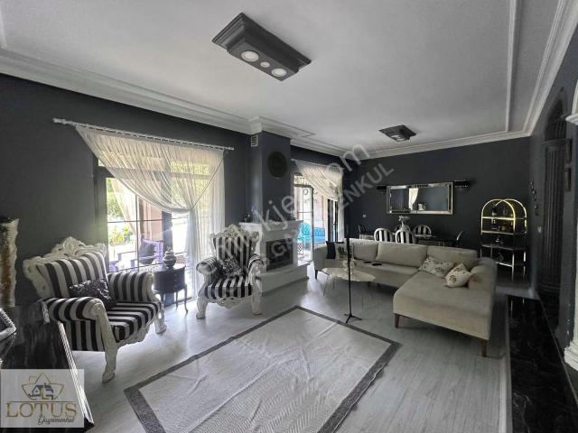 Gölcük, Kocaeli içerisinde satılık Villa