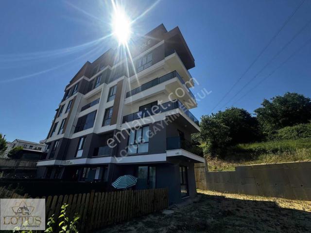 İzmit, Kocaeli içerisinde satılık mülk