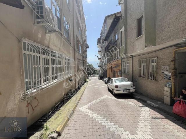 İzmit, Kocaeli içerisinde satılık mülk