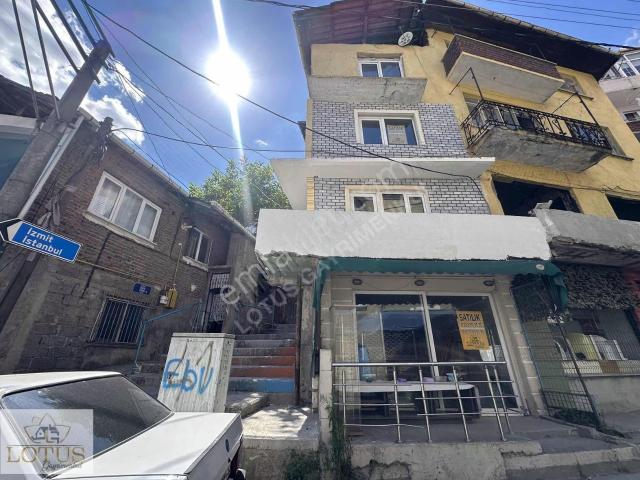 İzmit, Kocaeli içerisinde satılık mülk