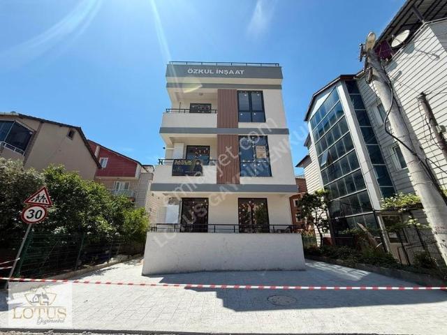 İzmit, Kocaeli içerisinde satılık mülk