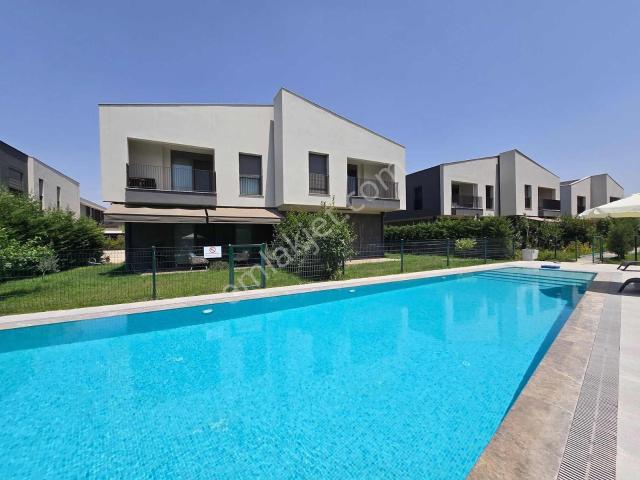 Döşemealti, Antalya içerisinde satılık Villa