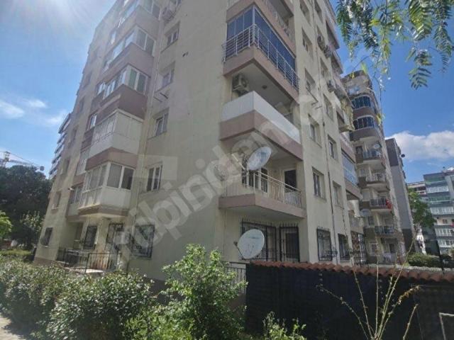 Bayrakli, İzmir içerisinde satılık mülk
