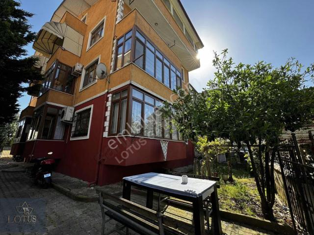 İzmit, Kocaeli içerisinde satılık mülk