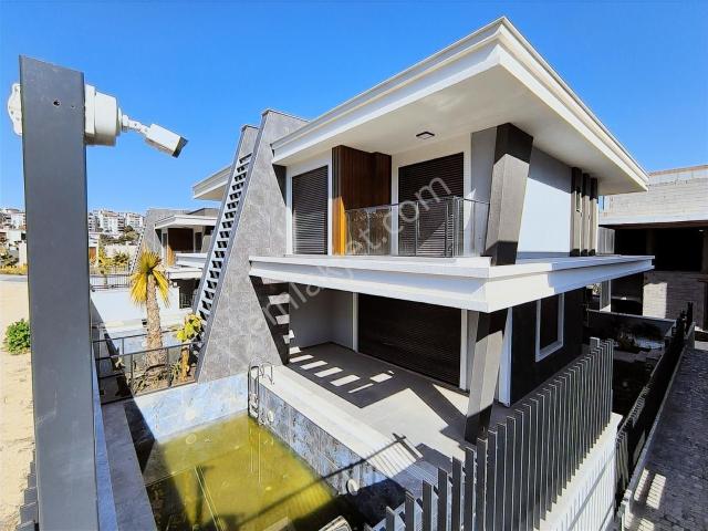 Kadınlar Denizi, Kuşadası içerisinde satılık Villa
